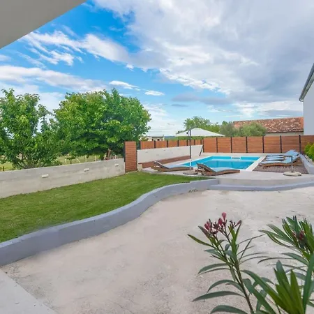 Villa Corte Donji Zemunik